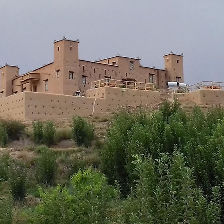 Kasbah Izoran Hotel Миделт Екстериор снимка