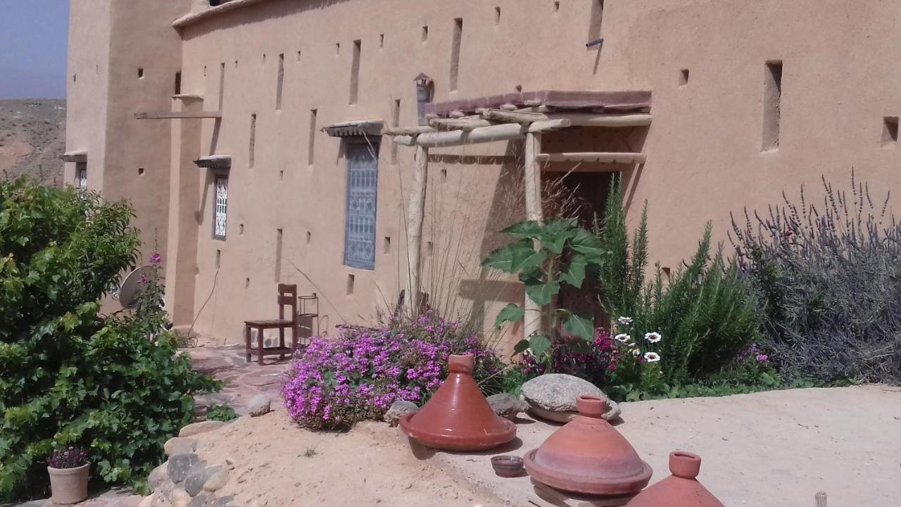Kasbah Izoran Hotel Миделт Екстериор снимка