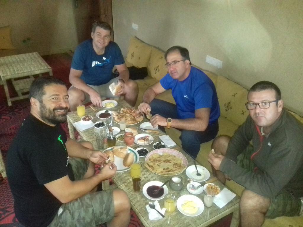 Kasbah Izoran Hotel Миделт Екстериор снимка