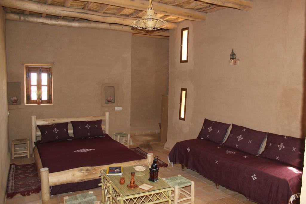 Kasbah Izoran Hotel Миделт Екстериор снимка
