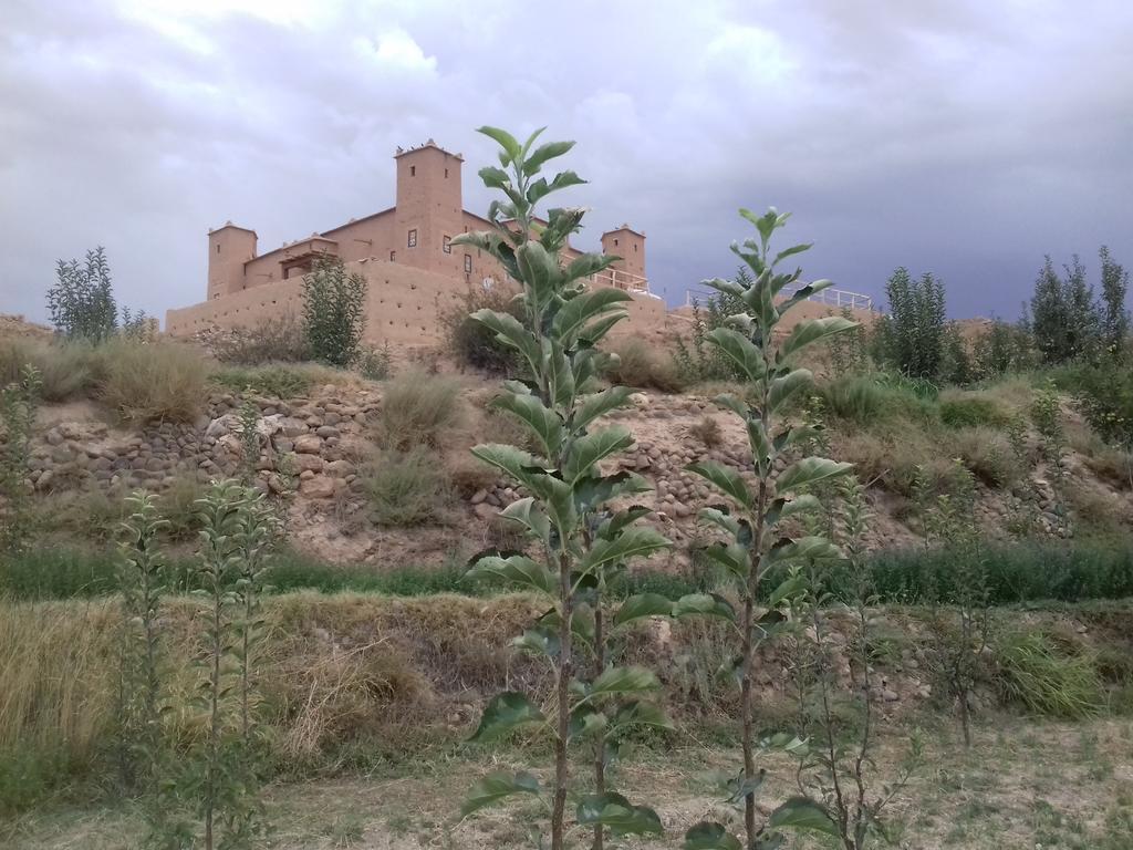 Kasbah Izoran Hotel Миделт Екстериор снимка